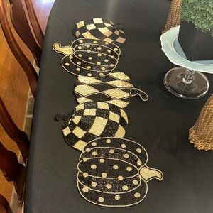 Tahari Black and Gold Checkered Pumpkin Table Runner NWT